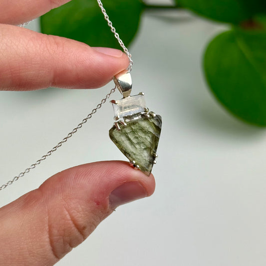 Moldavite & Moonstone Pendant 2.75 Grams